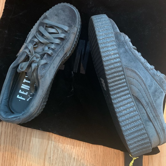 Puma- Fenty by Rihanna - Picture 2 of 6